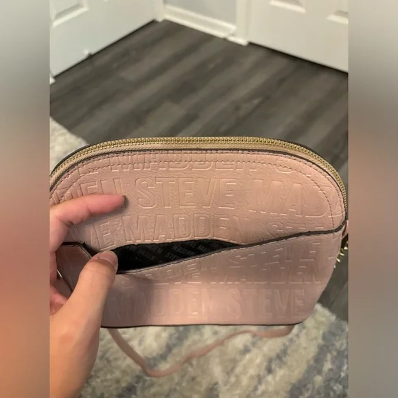Steve Madden Pink Crossbody Bag - Picture 2 of 4
